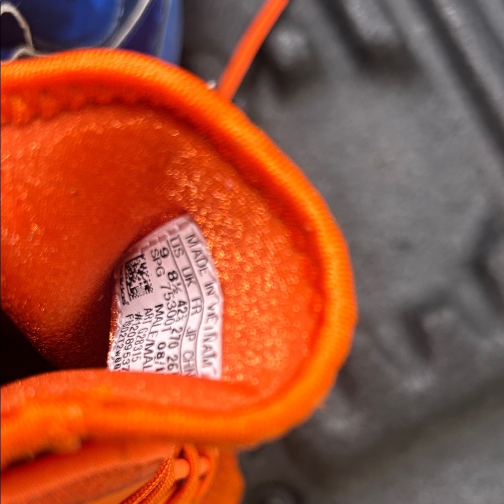 2 pair of Adidas baseball metal cleats. - Picture 3 of 4
